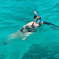 Lara Wilkin in Egypt. As a keen snorkeller, she was the first person to test the VINCENTaqua sleeve in the Red Sea.