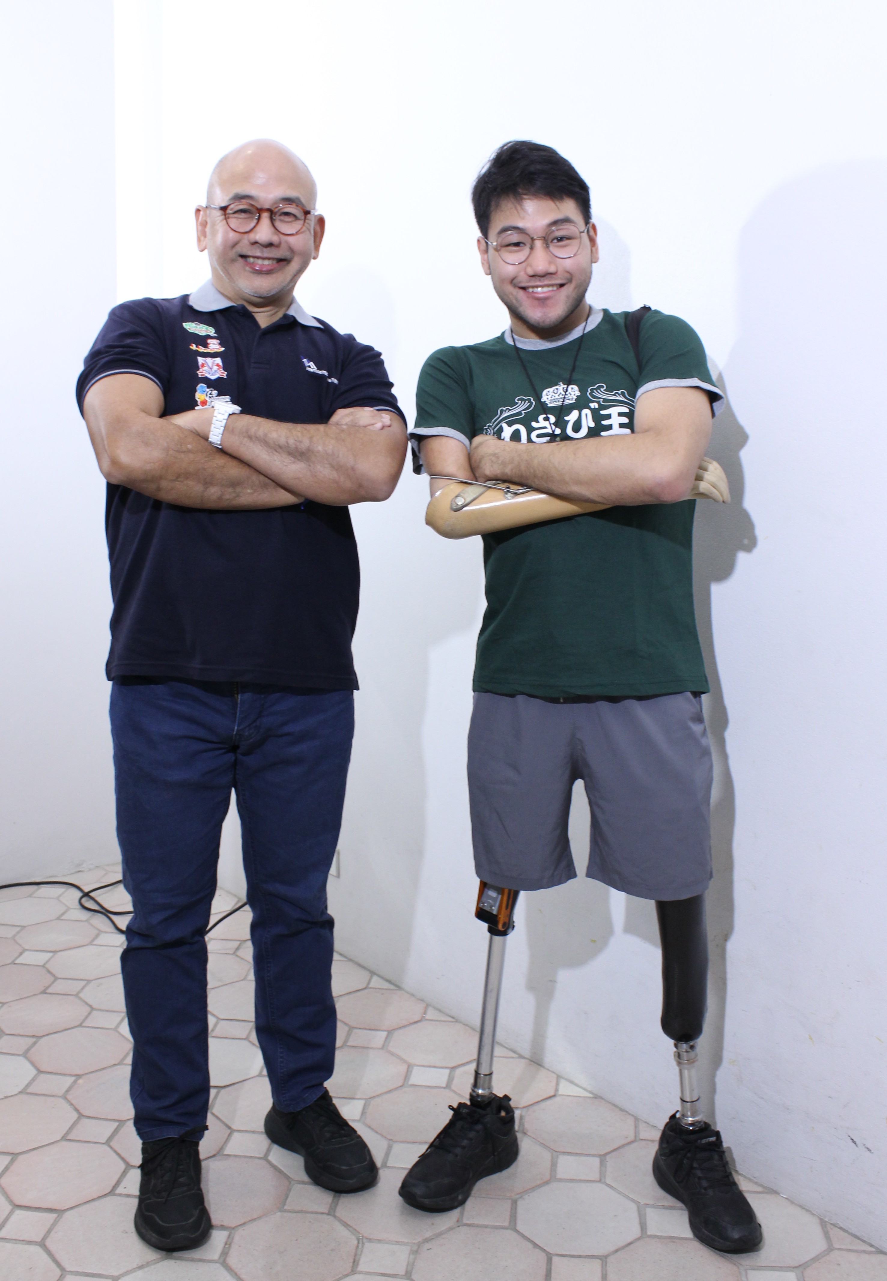 Zy Walter Lee (r.) and his father